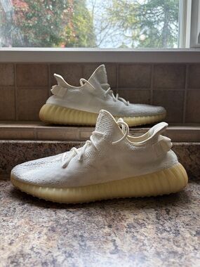 Yeezy 350 Cream